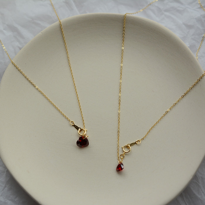 低调小爱心项链 NS原创手作美产14k包金酒红爱心形锁骨链小众项饰在类目 饰品/流行首饰/时尚饰品新, 项链中 - 来自Buy2taobao.com提供专业的淘宝代购服务