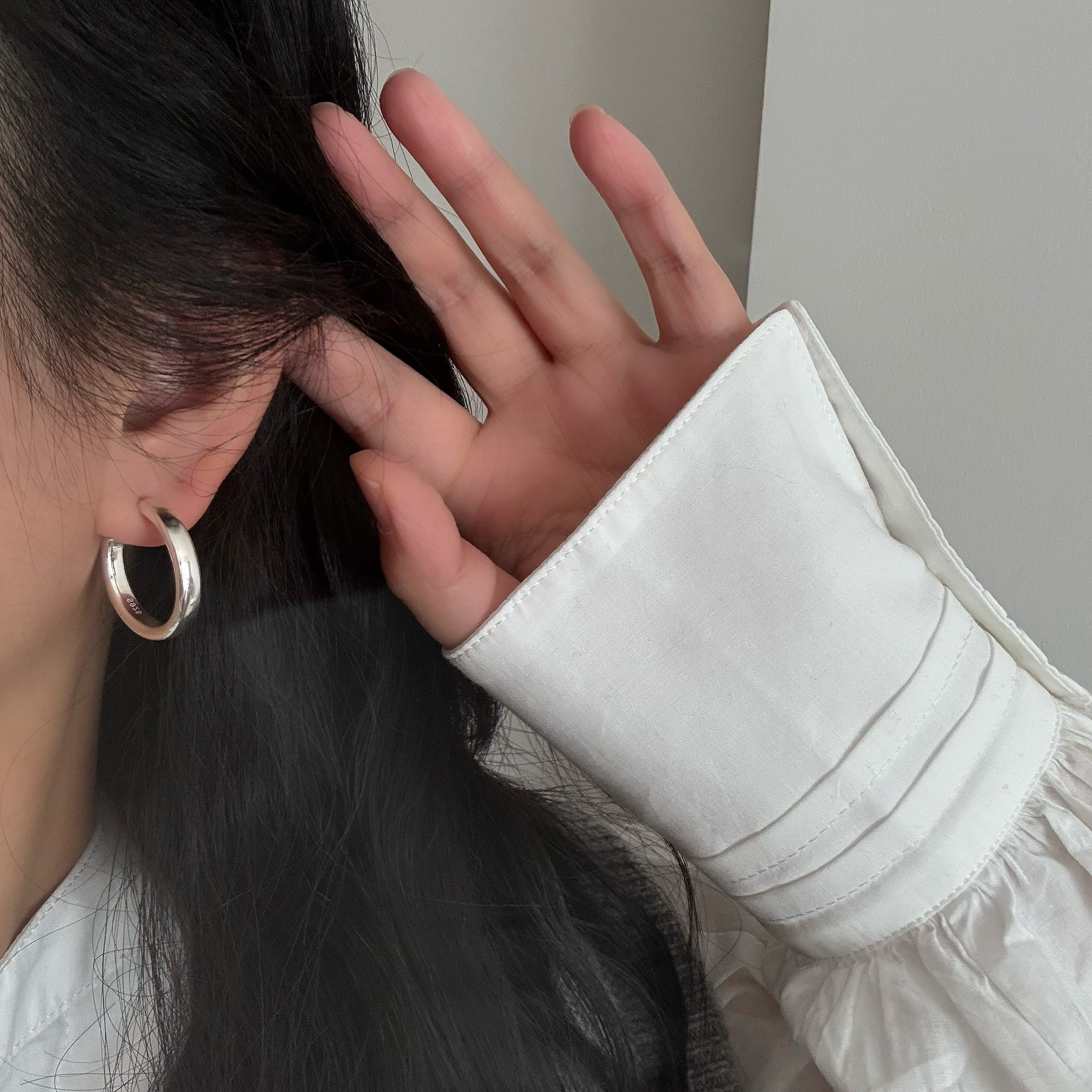 通体925纯银光面c形粗圆圈耳环简约百搭素圈耳钉女气质冷淡风耳饰,饰品/流行首饰/时尚饰品新,耳环,淘宝优惠券,粉丝福利购,淘宝优惠卷