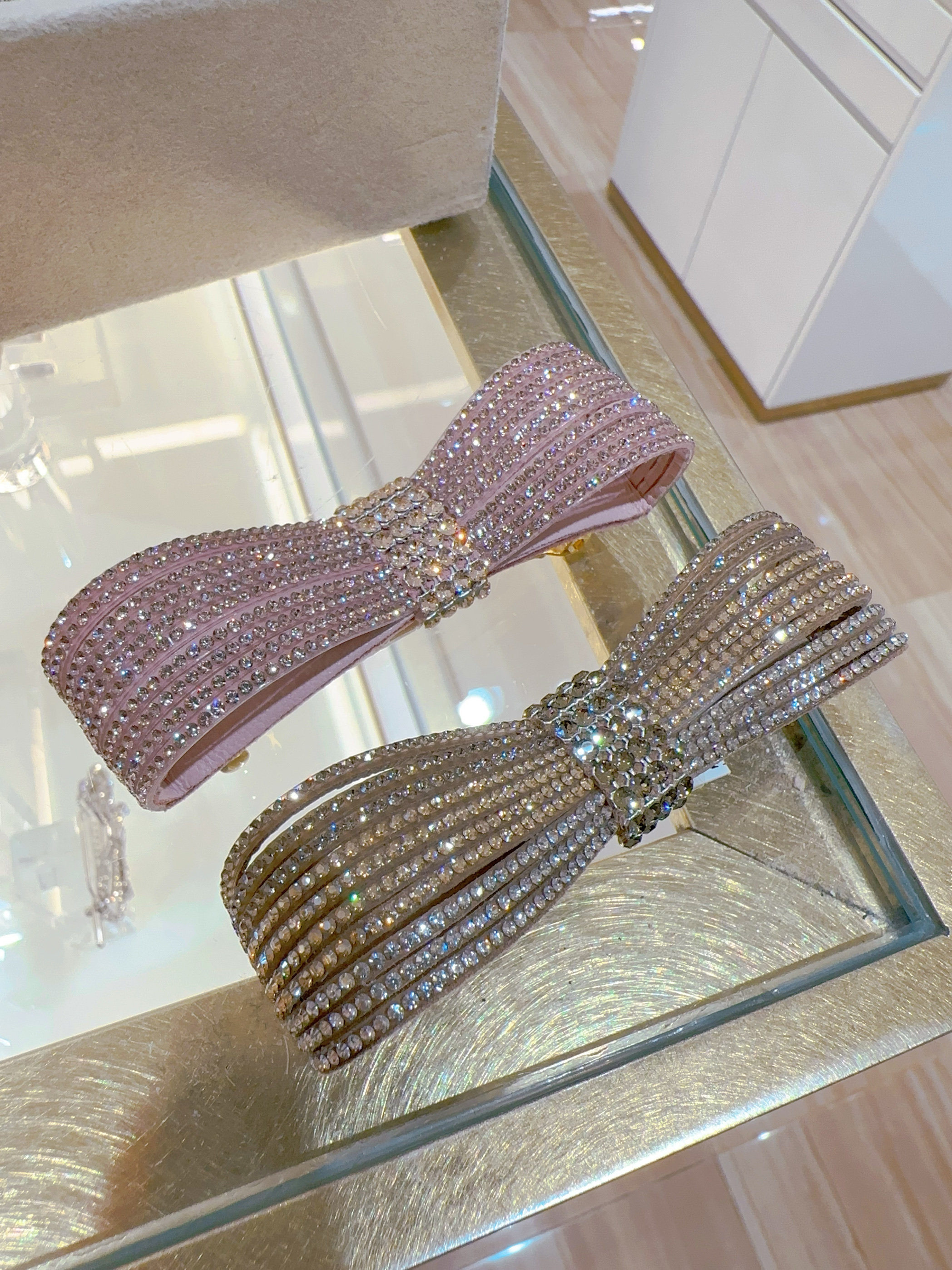 alexandrezouari亚历山大施华利发饰闪耀水钻条纹蝴蝶结发夹8cm