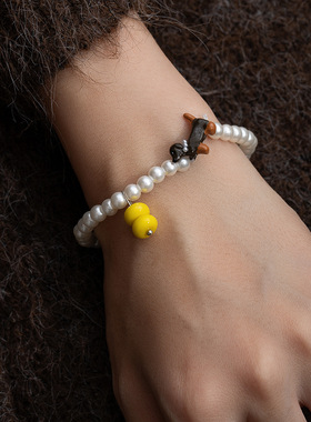 韩系复古可爱卡通腊肠小狗珍珠手串小众简约百搭设计感ins风手链