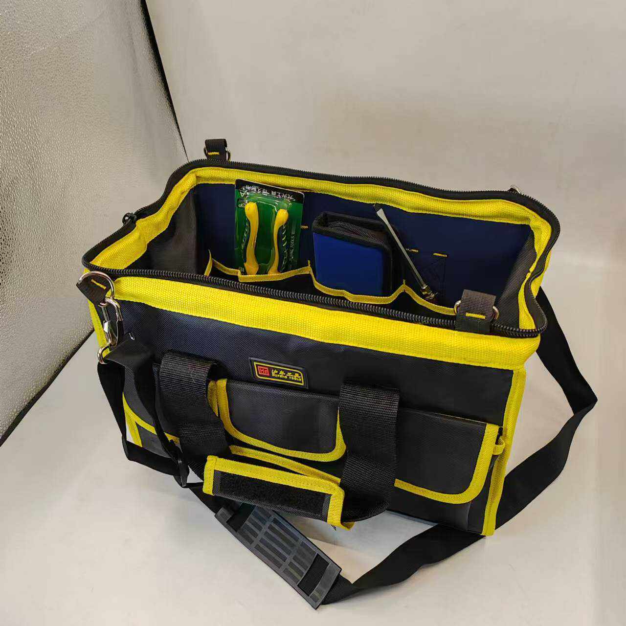 工具包家用车载结实耐用汽修机修工具包电工木工手提斜背大空间