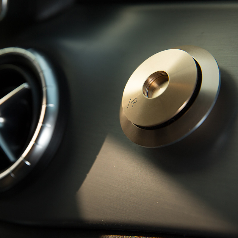 原创汽车出风口香水摆件扩香器