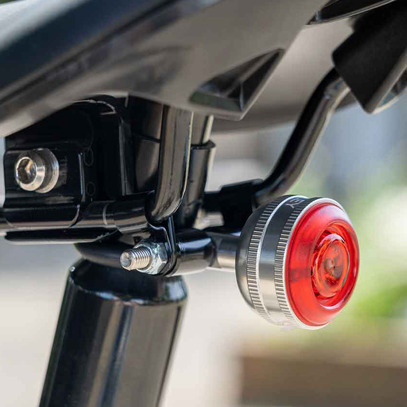 kiley车尾灯含支架适合多种车型