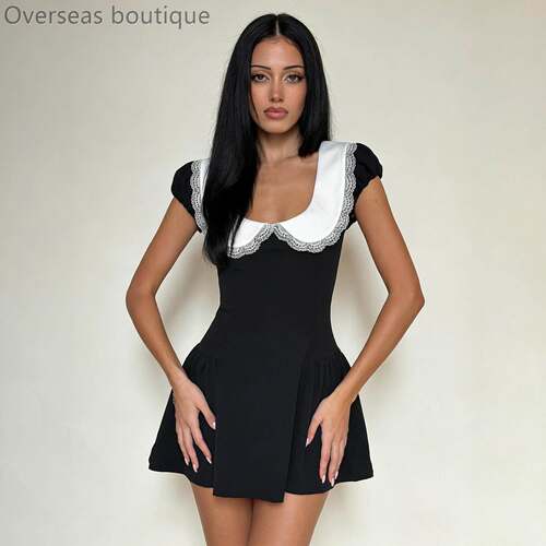 法式黑白拼色花边娃娃领收腰字