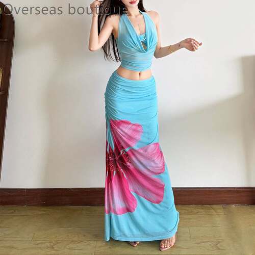 舒适休闲修身挂脖优雅印花裙套装