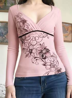 Bottom shirt with top underneath印花修身基础打底衫内搭上衣