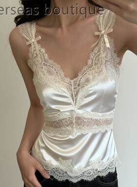 Underlay sleeveless sling蕾丝拼接领缎面肩带背心打底无袖吊带