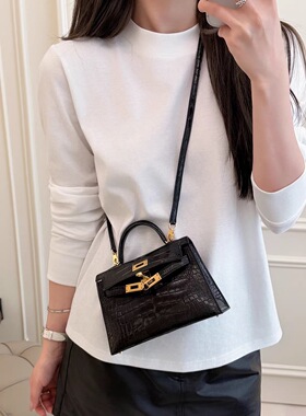 RUBBIT宠粉回馈 简约不简单温暖你我 磨毛新疆长绒棉打底宽领T恤