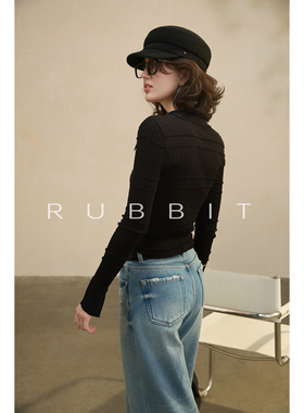 RUBBIT2026春季新品 气质松弛感显瘦纸片人V领翻领针织假开衫上衣