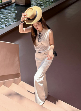 RUBBIT夏日新品 气质休闲 不对称收皱连帽无袖上衣 显瘦纯欲背心T