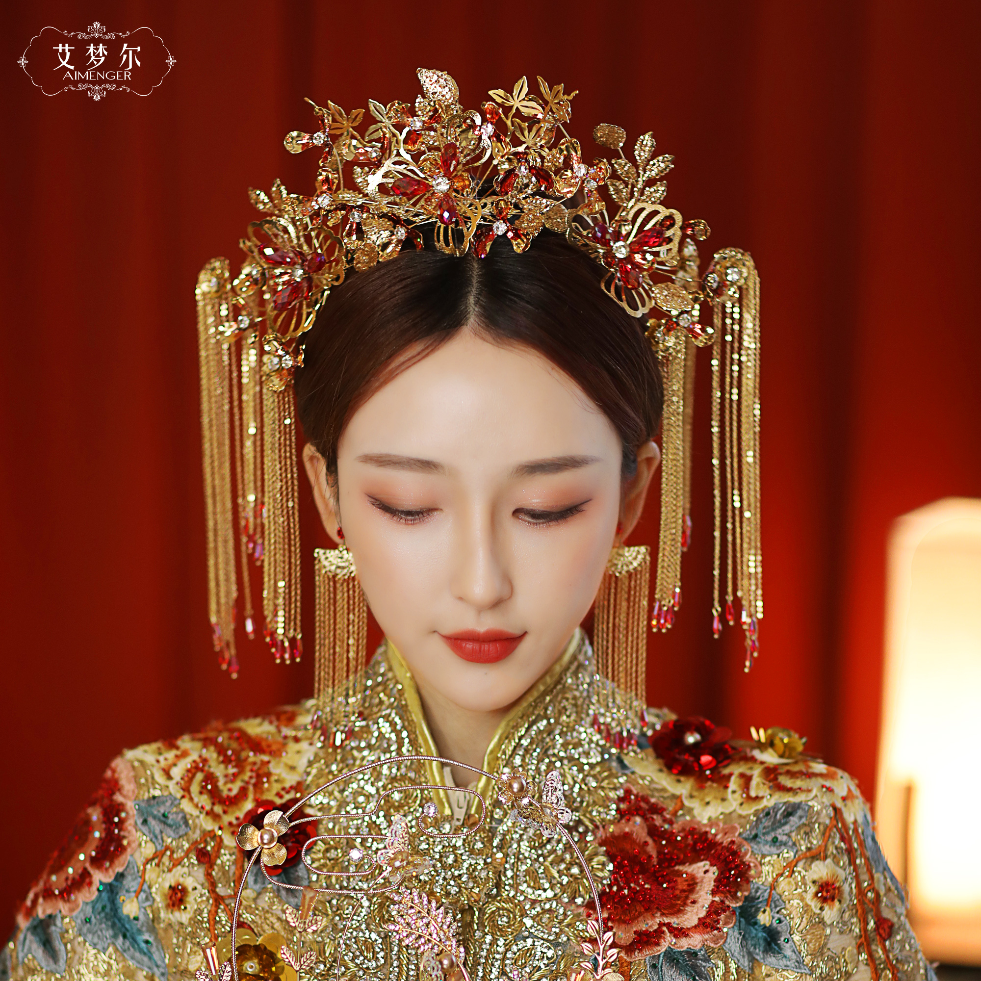 秀禾头饰中式结婚配饰大气秀禾服发饰短发圆脸新娘妆复古n流苏凤