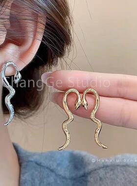 ChangGe Studio 蛇形耳钉2025年新款爆款高级感轻奢耳环小众设计