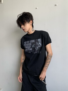 男 型正肩短袖 「Ueshima」美式 复古vintige做旧人物字母印花boxy版