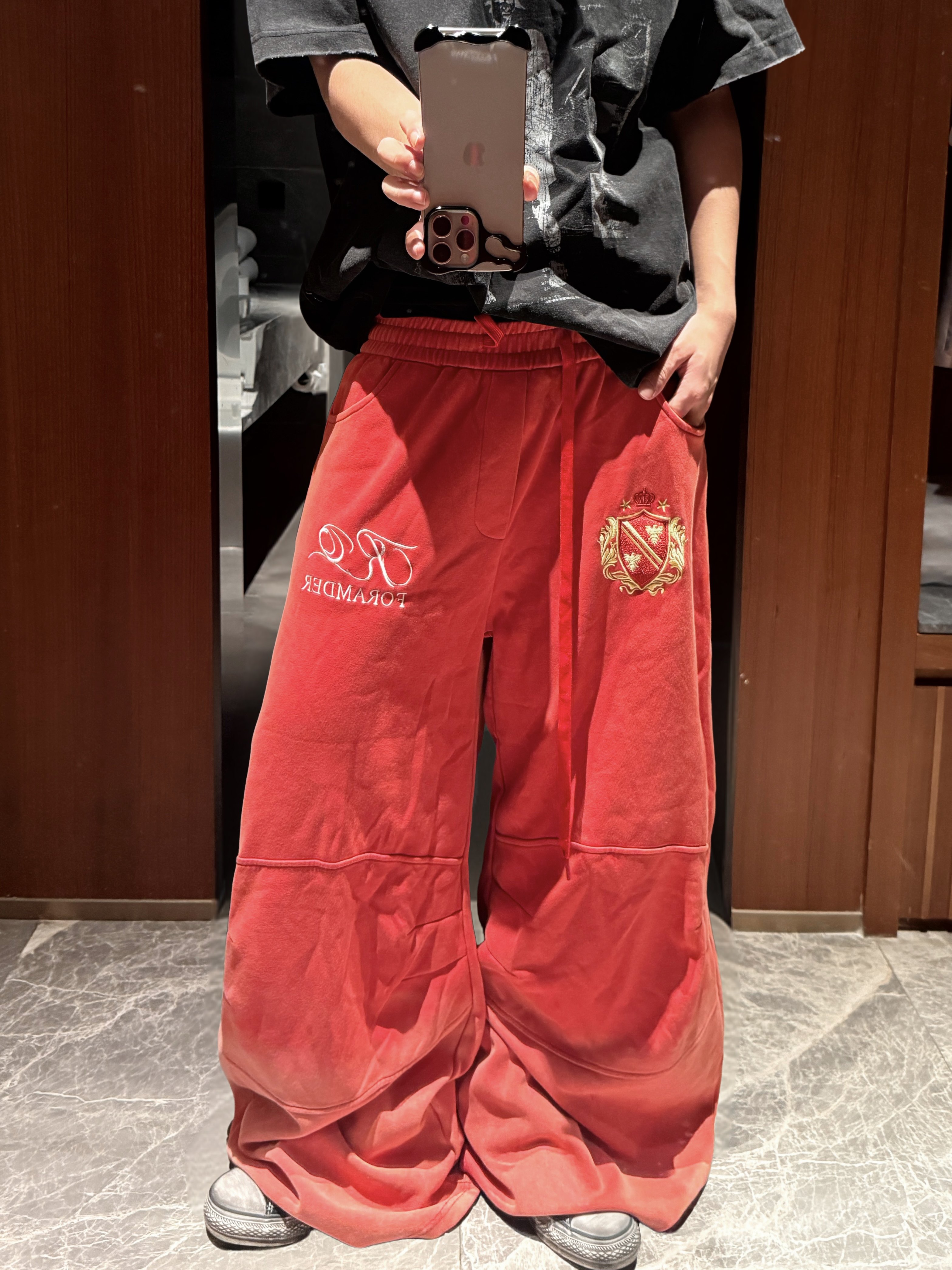 渐变刺绣格纹直筒宽松卫裤男女潮