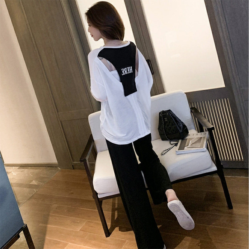 인터넷 여성 연예인을 위한 여름 캐주얼 스포츠 슈트 패셔너블하고 트렌디한 한국 스타일의 슬리밍 연령 감소 및 댄싱 트렌디한 투피스 세트