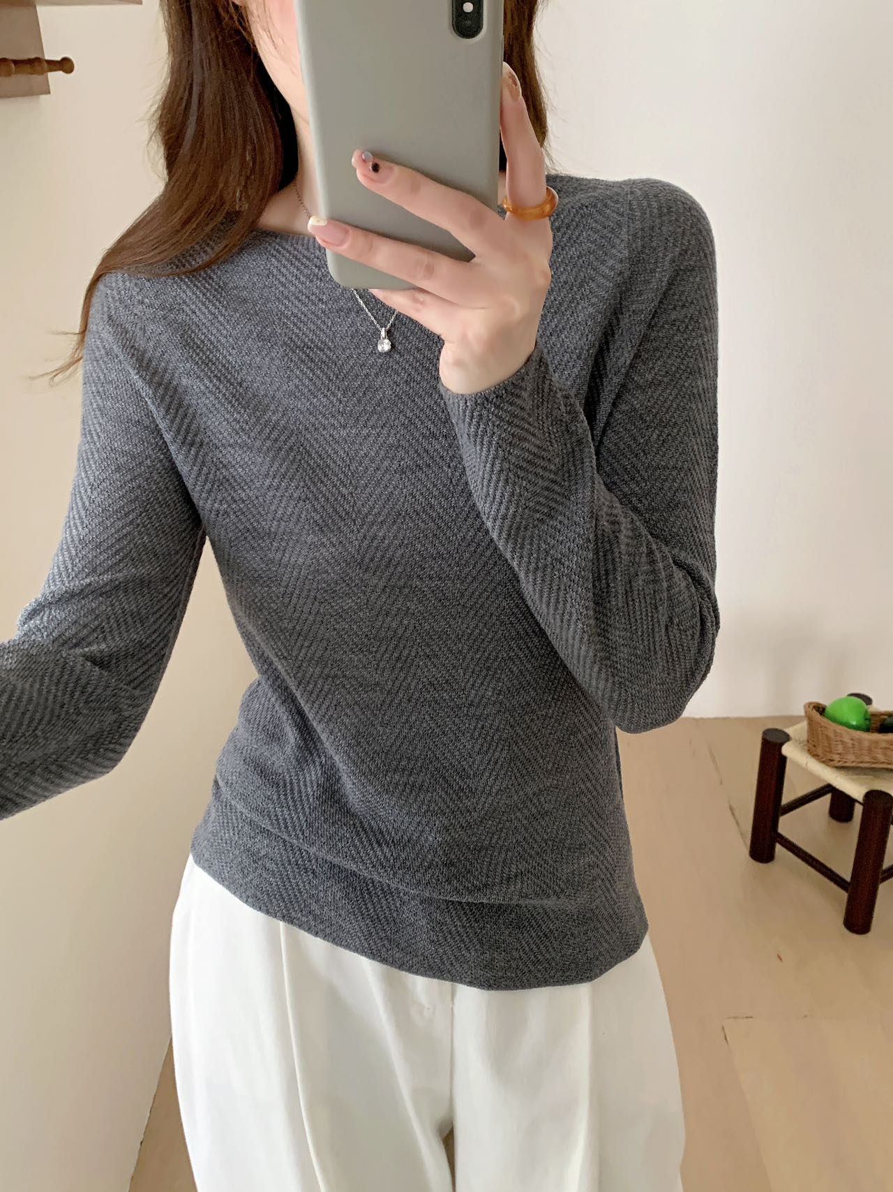 48支100精纺羊毛鱼骨纹一字领女士修身版紧身打底衫毛衣针织衫