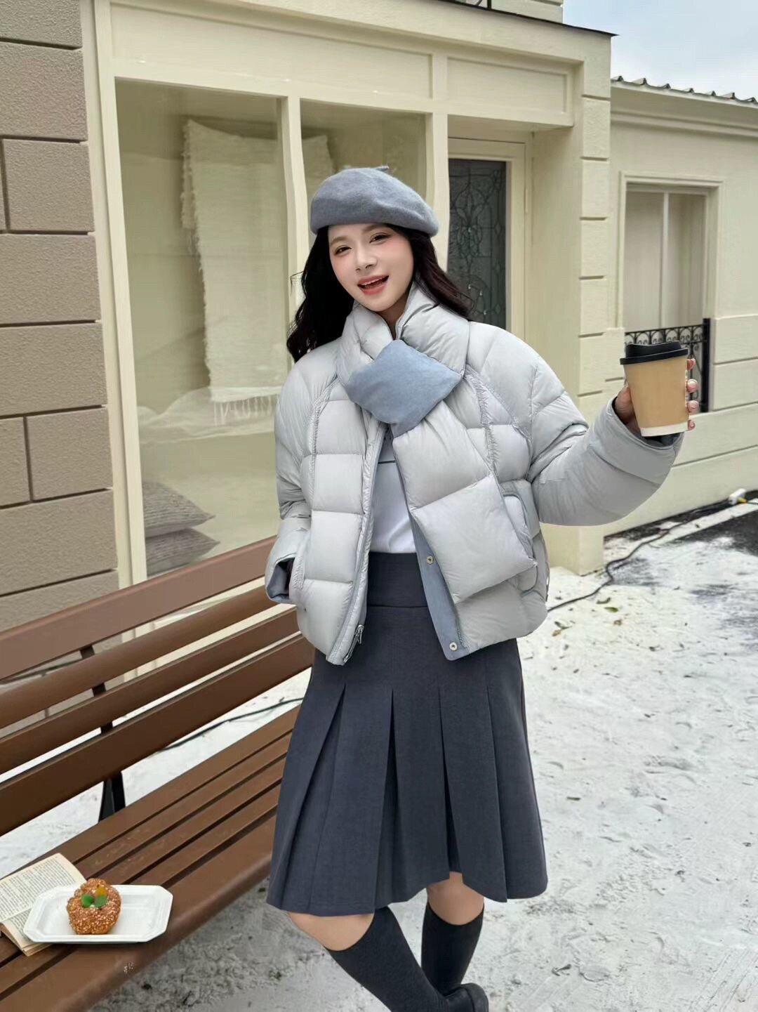 双面可穿羽绒服女2025冬季新款短款配围巾今年流行爆款小个子外套