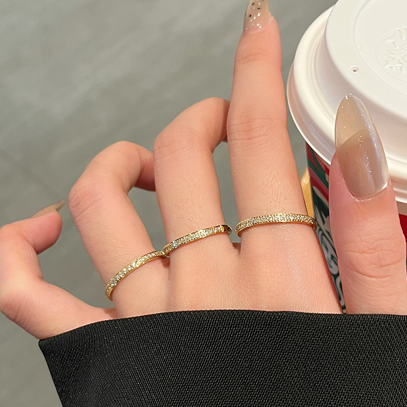 超闪锆石戒指女轻奢小众设计高级感食指戒2024新款爆款不掉色指环