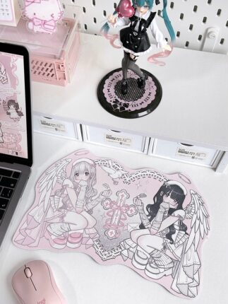 可露露原创天使少女系列异形鼠标垫防滑桌垫皮革橡胶底