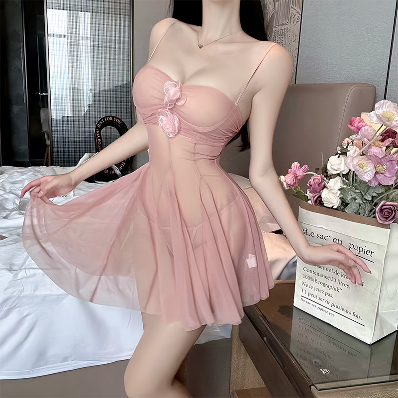 2026新款女性感带钢圈聚拢小胸显大吊带睡衣网纱薄款睡裙家居服