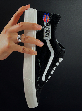 极帝万斯汽车主题KAR LArt联名Old Skool低帮休闲鞋黑色拼色板鞋