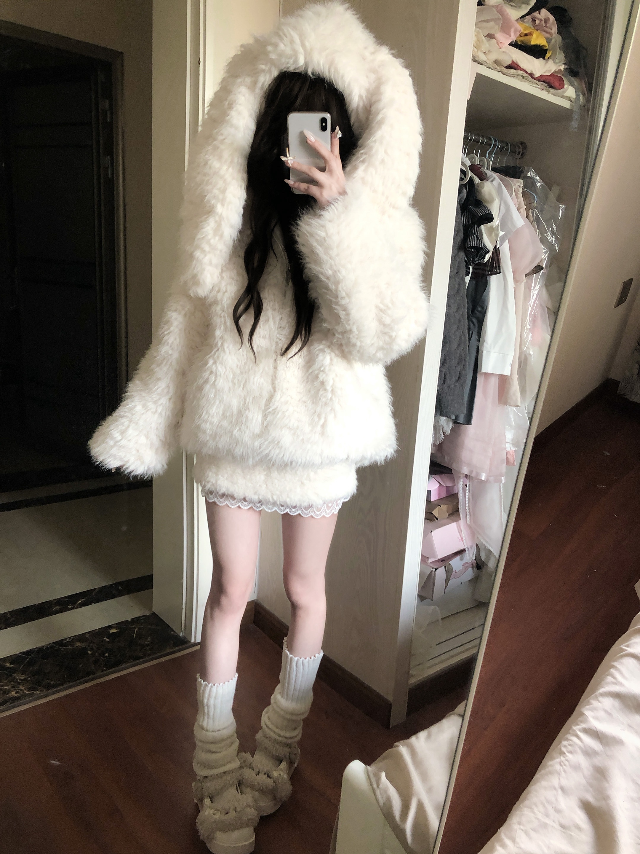 自制原创羊羔毛兔耳朵外套可爱宽松秋冬加厚毛绒滑雪穿搭