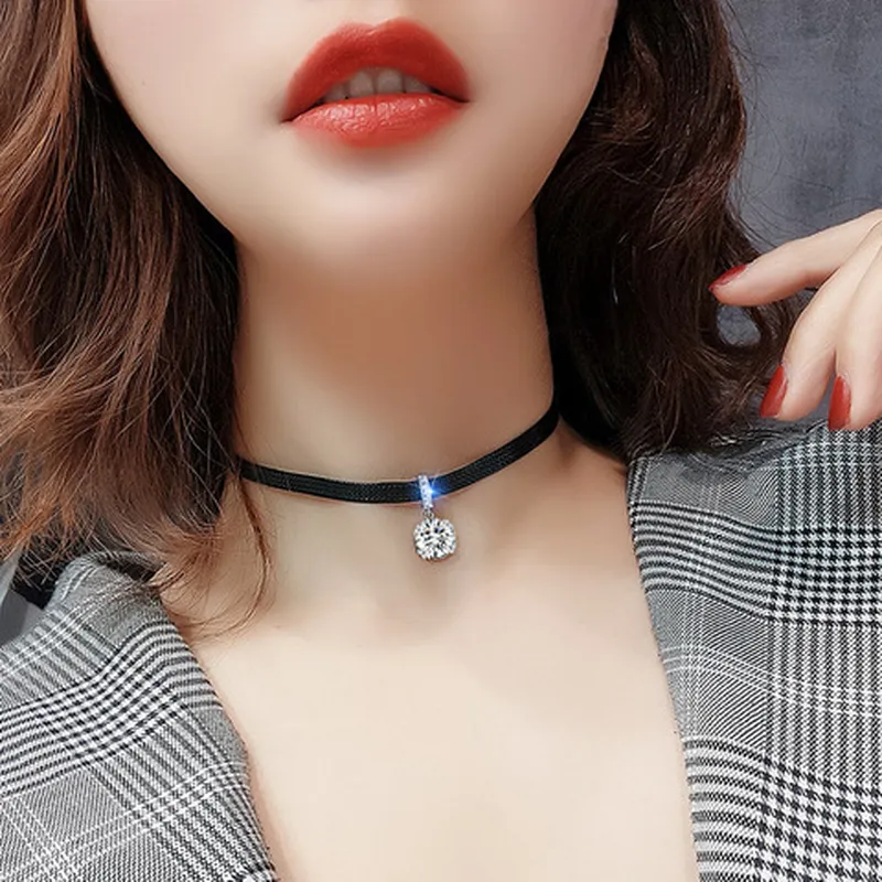 项链短款choker超闪吊坠锆石设计感简约气质小众女皮绳锁骨链颈带