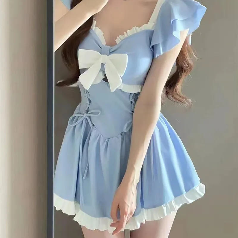 泳衣女2026连体夏季新款保守遮肚甜美牛油果绿裙式平角高级感泳装