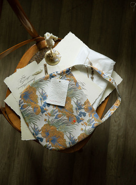 HOLYPARK 日本面料 夏日随身小物 花卉单肩腋下敞口复古小布包