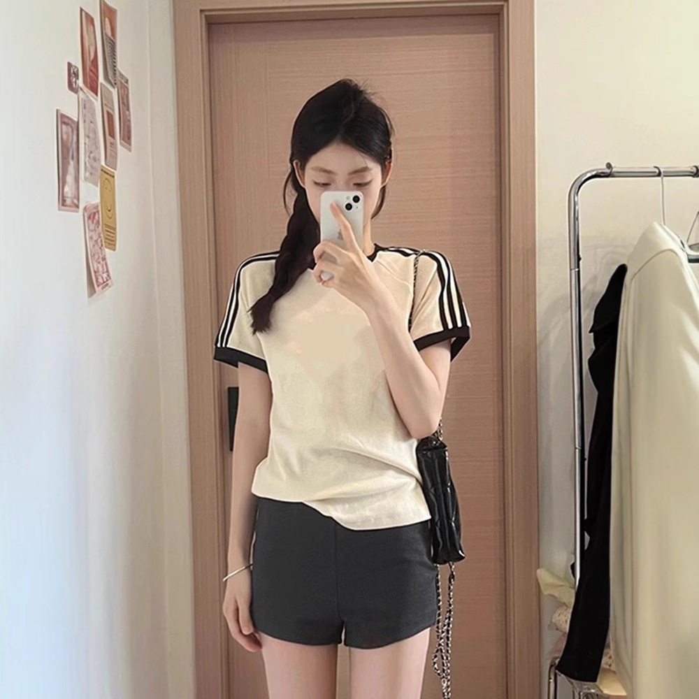 经典撞色三条杠夏季运动短袖纯棉T恤女修身显瘦正肩圆领辣妹上衣