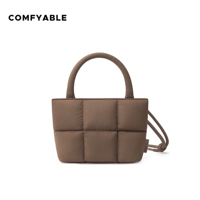 Comfyable枕头手机包棕色
