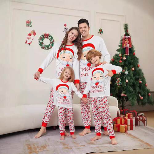 Elderly letter printed pajama set with round neck, long