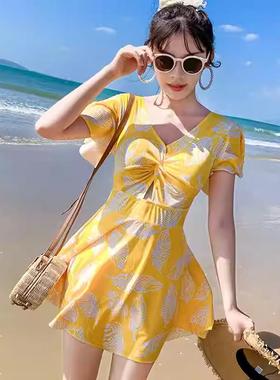 One piece flat angle swimsuit for women, conservative and