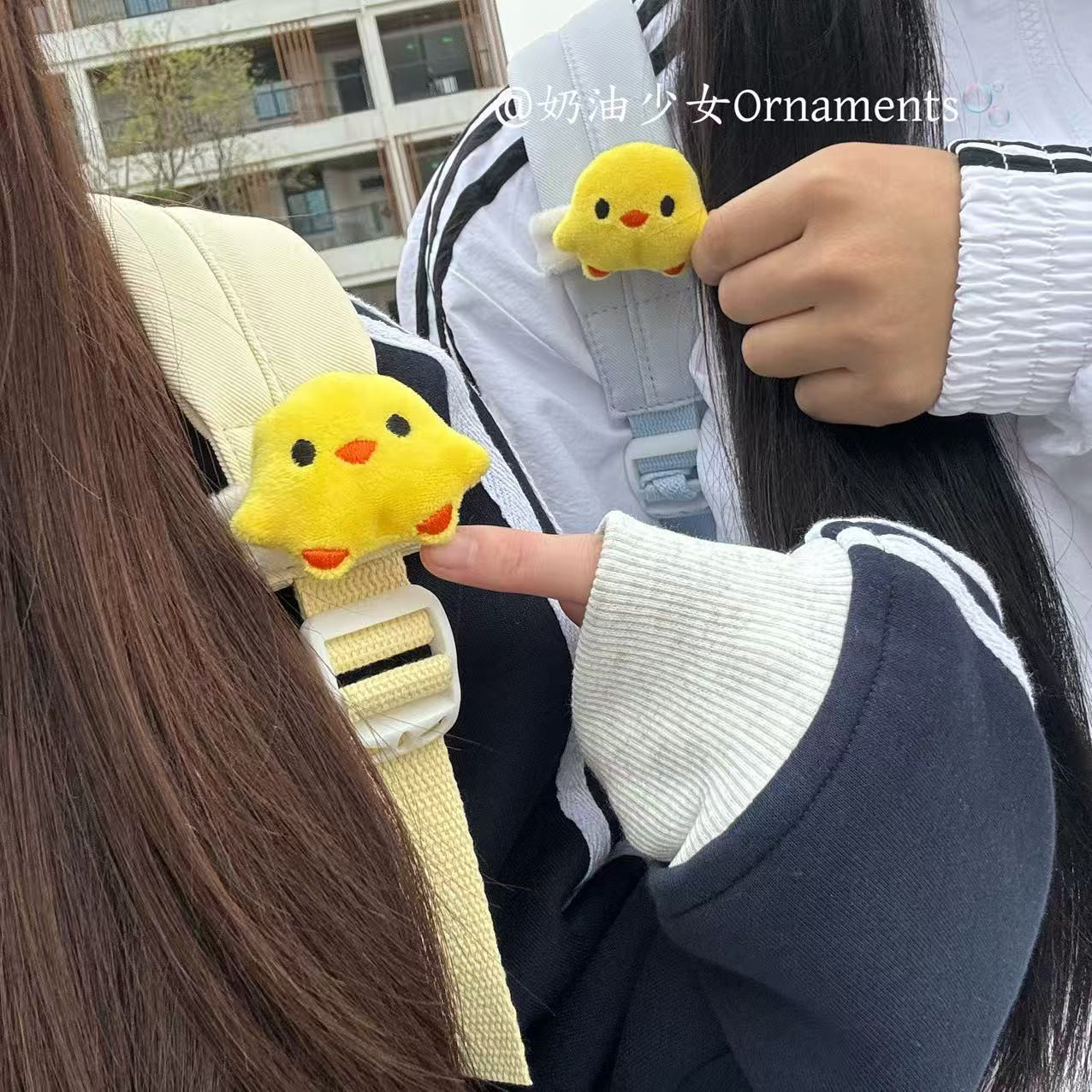 小黄鸡可爱毛绒书包玩偶
