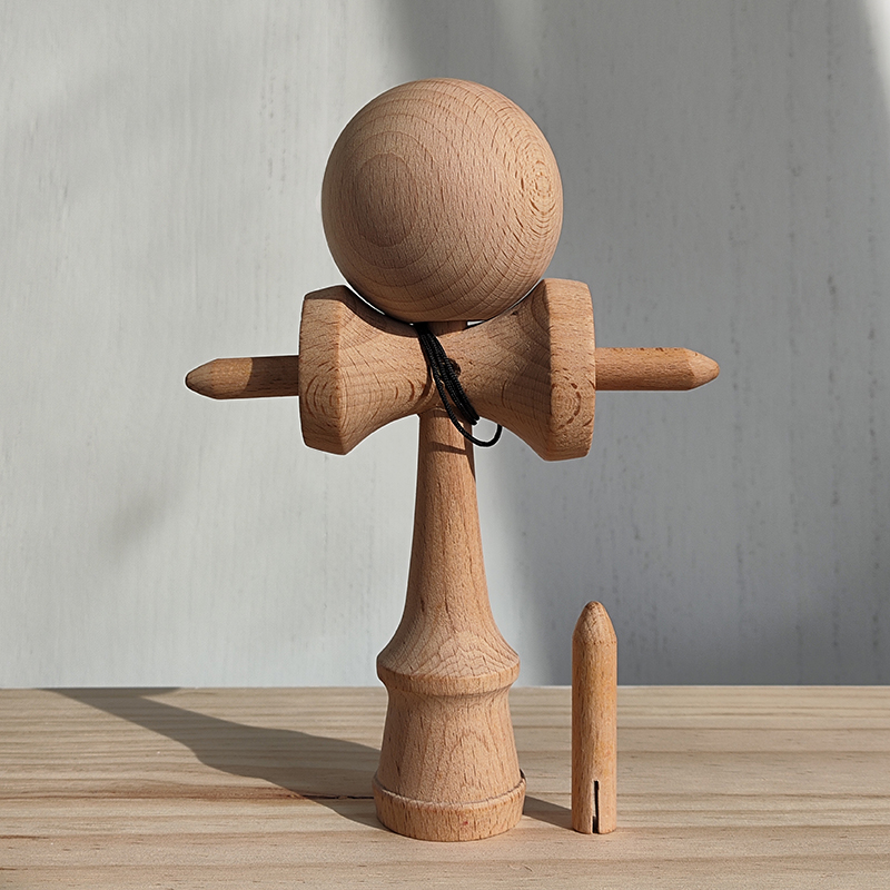 异型四柱剑玉技巧球Kendama