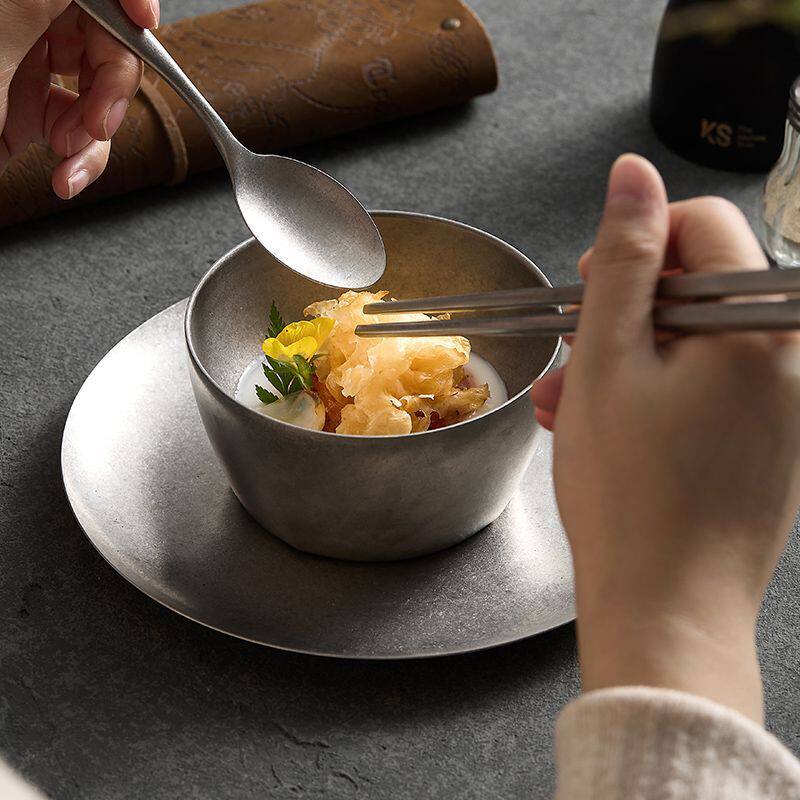 复古不锈钢餐具雪花银杯子甜品勺子轻奢创意商用碗碟盘杯筷套装