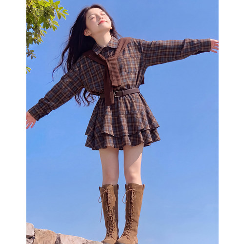 女童秋装连衣裙2026新款洋气儿童复古格纹裙子两件套女孩春秋款潮