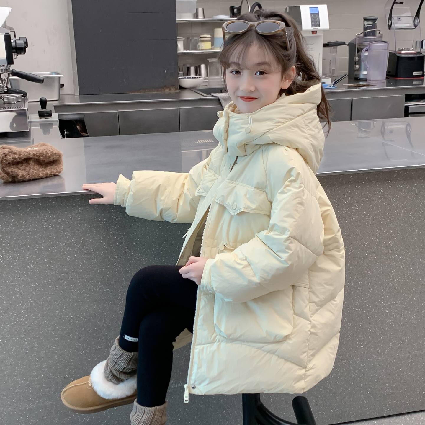 女童冬季羽绒服2025新款儿童洋气中长款90白鸭绒加厚女孩冬装外套