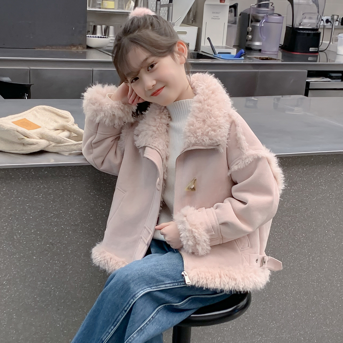 女童冬装外套2025新款儿童网红洋气加绒加厚皮毛一体女孩冬季大衣