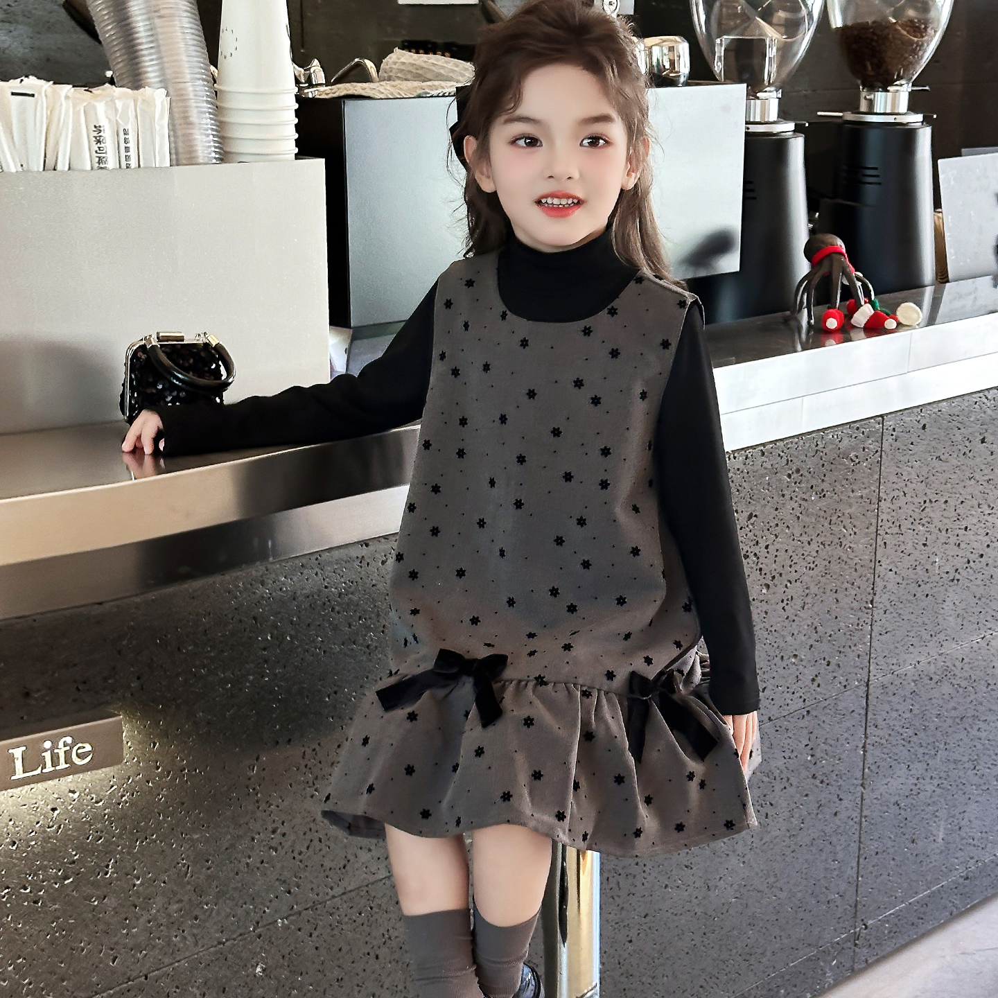 女童连衣裙秋装2025新款儿童网红洋气超好看公主裙小女孩长袖裙子