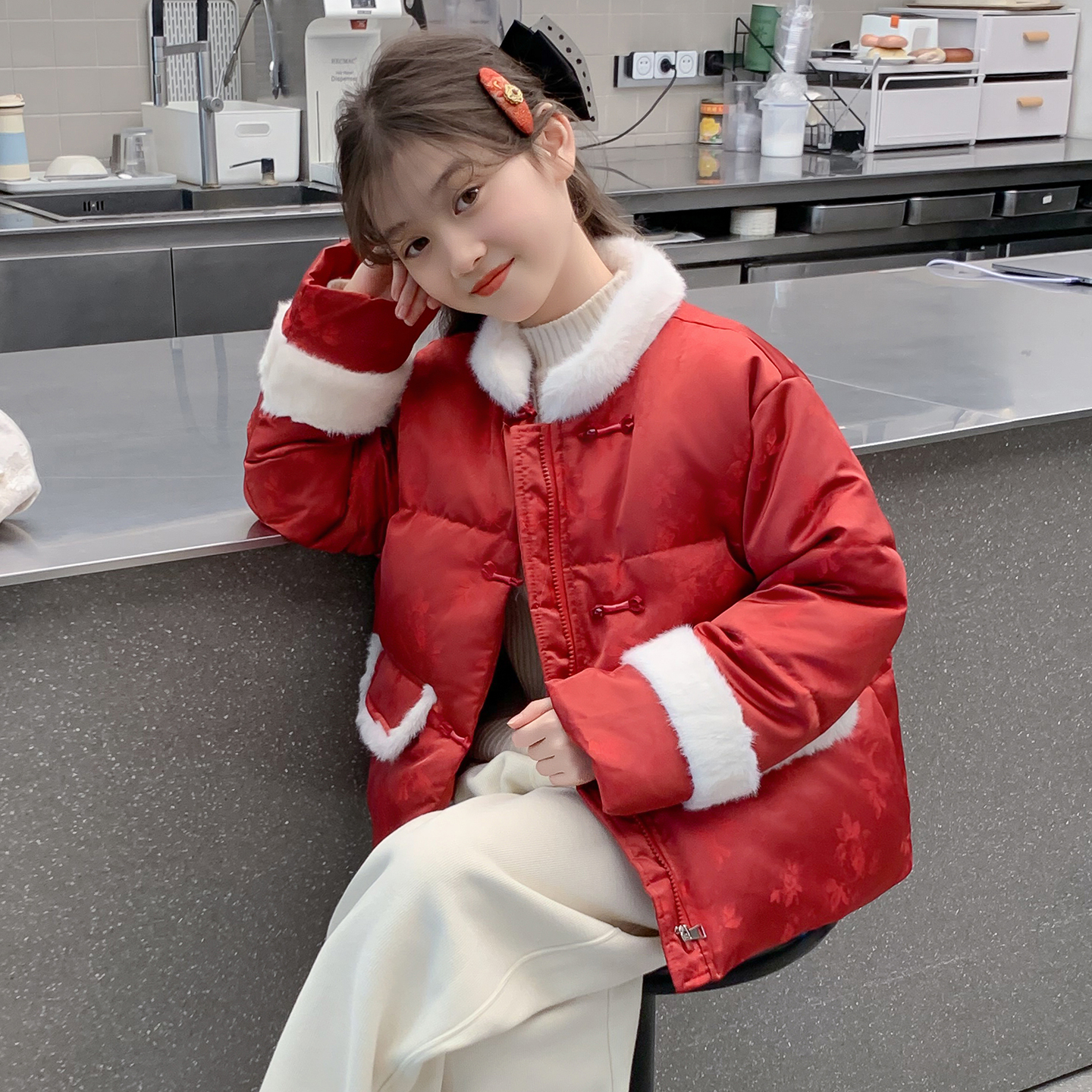 女童羽绒服2025新款冬季儿童洋气爆款白鸭绒小女孩冬装拜年服外套