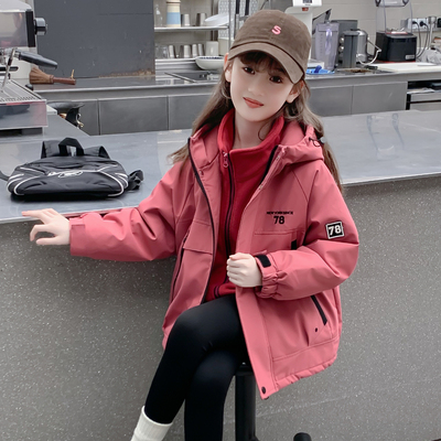 女童秋冬外套2025新款儿童洋气时髦夹棉加厚三合一女孩冲锋衣冬季