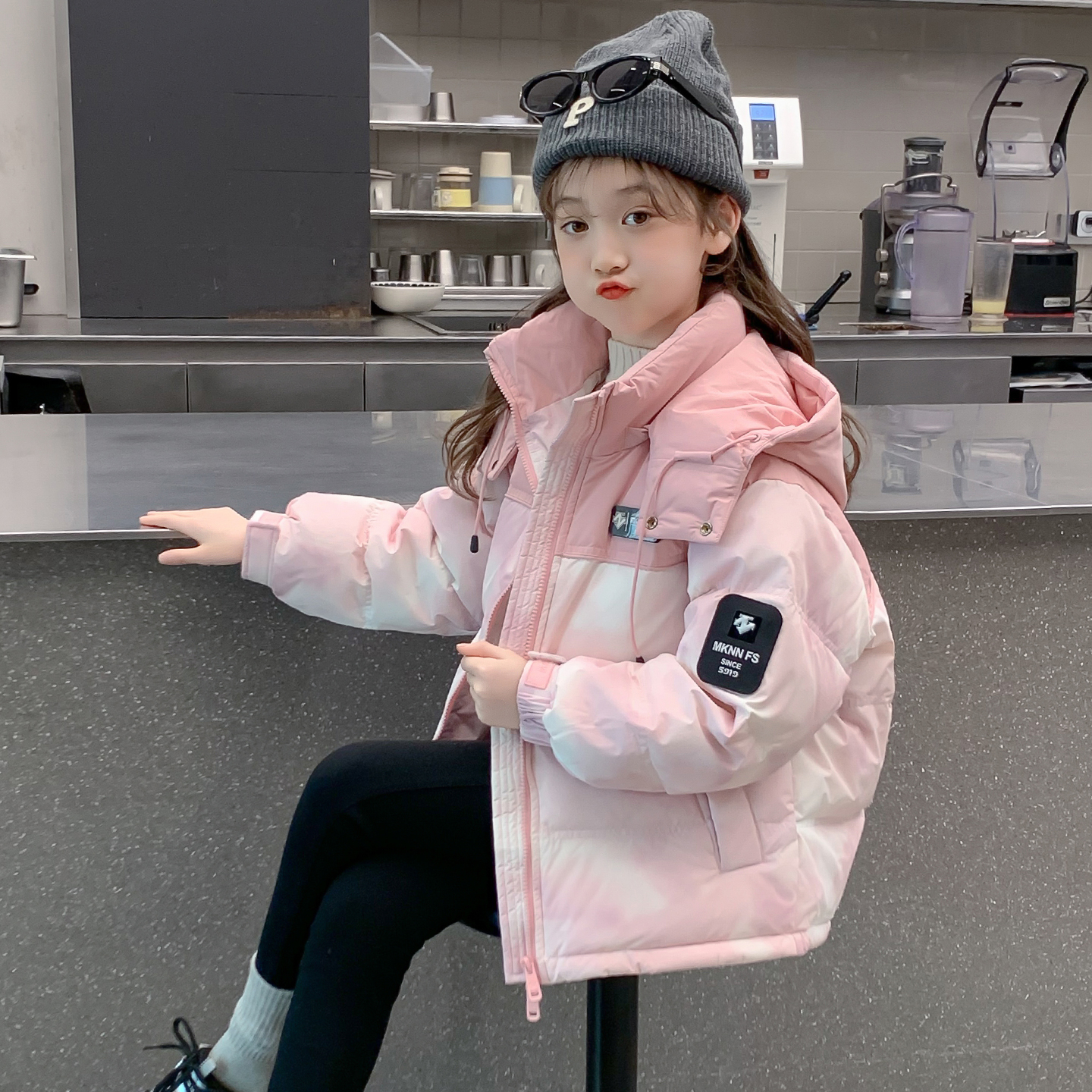 女童冬装外套2025新款儿童洋气时髦加厚羽绒棉服外套女孩冬季网红