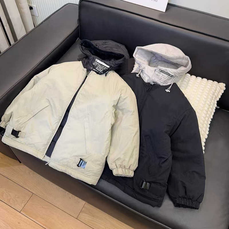 女童冬装外套2025新款洋气儿童夹棉加厚连帽冲锋衣小女孩冬季上衣