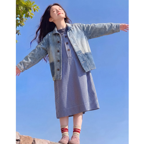 女童外套春秋款2026新款儿童网红洋气时髦牛仔上衣女孩休闲上衣潮