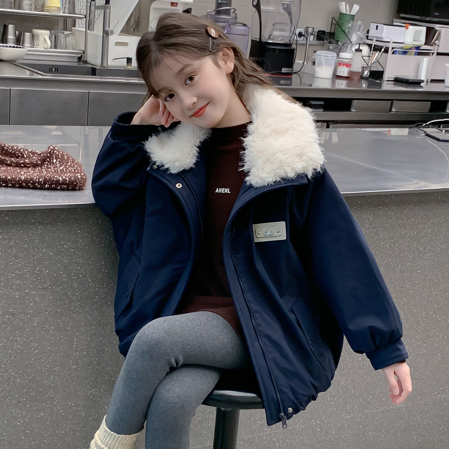 女童冬装外套2025新款儿童洋气今年流行爆款棉服女孩冬季网红棉袄