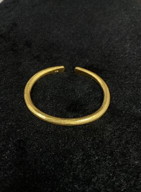 造办处细工足金锤纹手镯