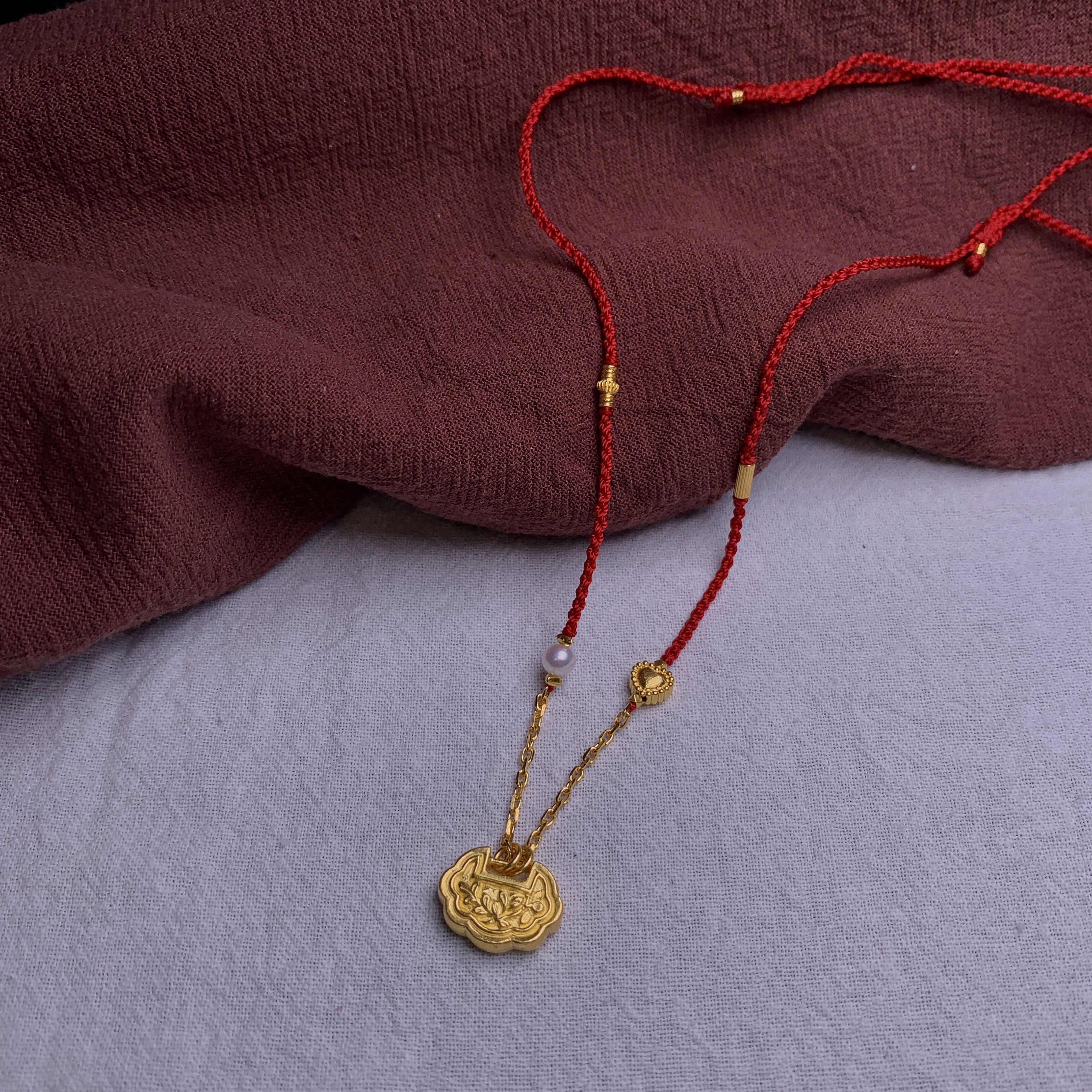 古法非遗手工錾刻足金小锁编绳项链