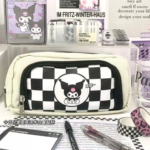 三丽鸥库洛米棋盘格大容量笔袋