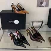 XIANG FAN气质尖头漆皮高跟鞋 女2026新款 DING 细跟一字带包头凉鞋